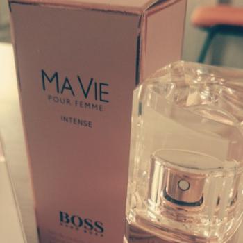 Nước hoa Hugo Boss Boss Ma Vie Pour Femme Intense namperfume